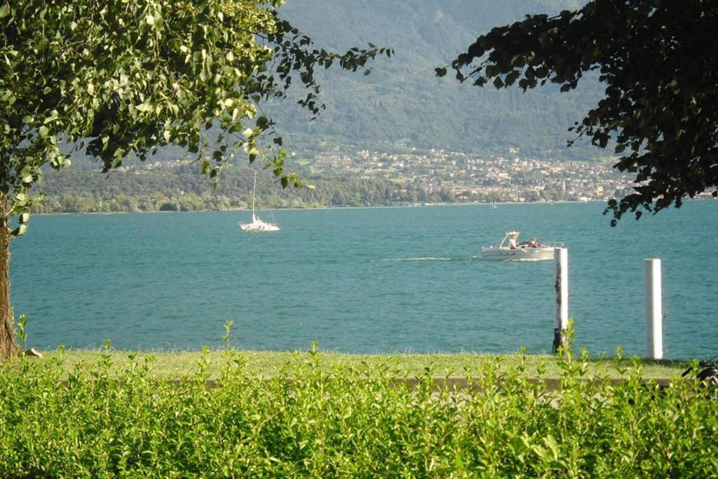 Favoloso Appartamento Fronte Lago, جيرا لاريو المظهر الخارجي الصورة