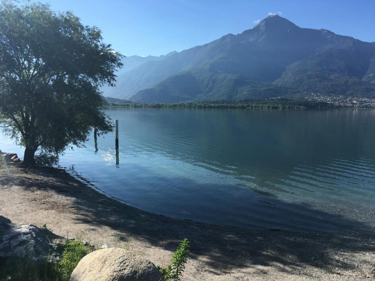 Favoloso Appartamento Fronte Lago, جيرا لاريو المظهر الخارجي الصورة